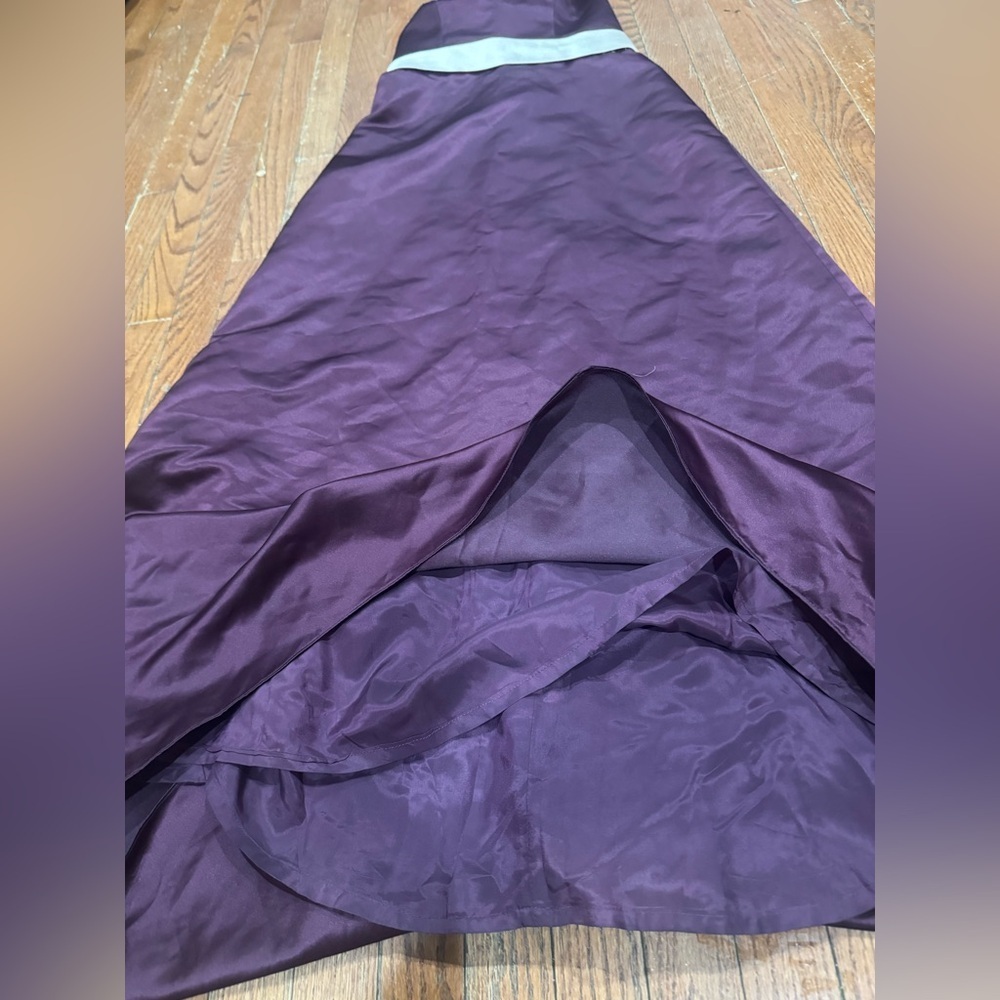 Bill Levkoff High-Low Skirt in Deep Purple and White - Picture 8 of 10